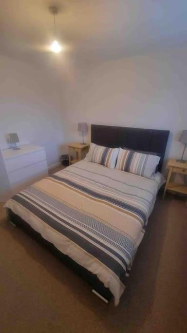 Spacious Self Contained Flat In Superb Location *