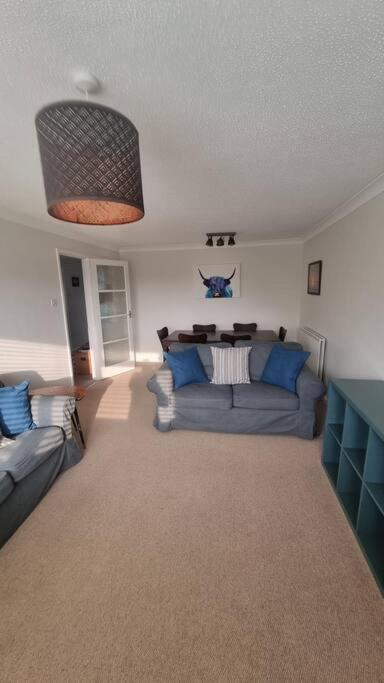 Spacious Self Contained Flat In Superb Location